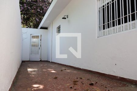 Casa para alugar com 200m², 2 quartos e 2 vagas Casa para alugar com 200m², 2 quartos e 2 vagasÁrea Externa