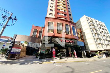 Apartamento à venda com 45m², 1 quarto e 1 vagaFachada Condomínio