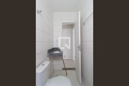 Banheiro de apartamento para alugar com 1 quarto, 40m² em Vila Gustavo, São Paulo
