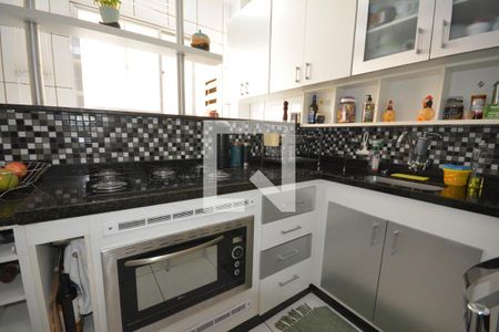 Apartamento à venda com 63m², 2 quartos e 1 vagaCozinha