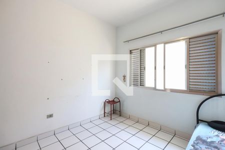 Casa à venda com 450m², 4 quartos e 2 vagas Casa à venda com 450m², 4 quartos e 2 vagasQuarto 2