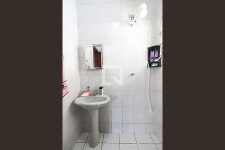 Casa à venda com 450m², 4 quartos e 2 vagas Casa à venda com 450m², 4 quartos e 2 vagasLavabo