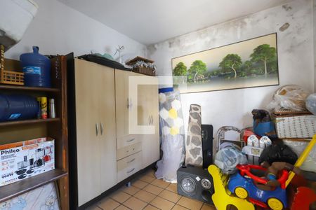 Casa à venda com 450m², 4 quartos e 2 vagas Casa à venda com 450m², 4 quartos e 2 vagasQuarto de Serviço