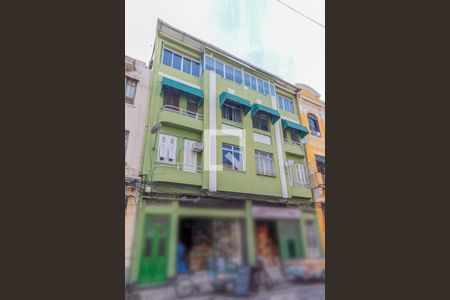 Apartamento à venda com 78m², 2 quartos e sem vaga Apartamento à venda com 78m², 2 quartos e sem vagaFachada