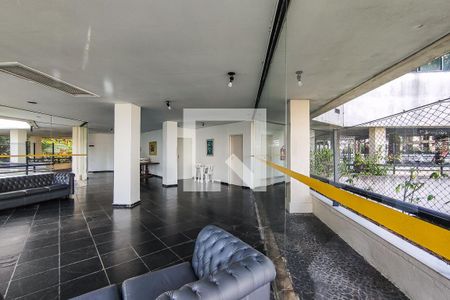 Apartamento à venda com 56m², 2 quartos e 1 vaga Apartamento à venda com 56m², 2 quartos e 1 vagaÁrea Comum - Salão de Festas