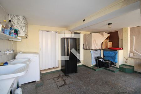 Casa à venda com 260m², 3 quartos e 2 vagasÁrea de Serviço