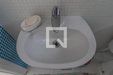 Casa de condomínio à venda com 600m², 6 quartos e 2 vagasBanheiro de Serviço