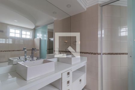 Casa de condomínio à venda com 600m², 6 quartos e 2 vagasSuíte 2