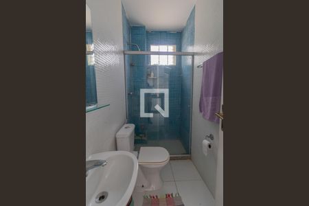 Casa de condomínio à venda com 600m², 6 quartos e 2 vagasBanheiro de Serviço