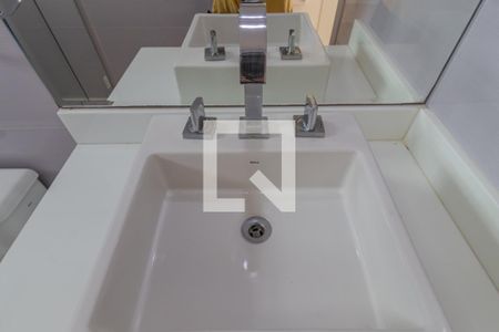 Casa de condomínio à venda com 600m², 6 quartos e 2 vagasBanheiro da Suíte 1