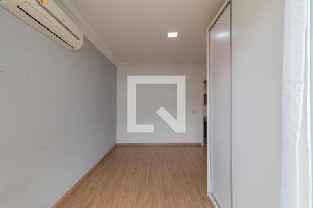 Casa de condomínio à venda com 600m², 6 quartos e 2 vagasQuarto 2