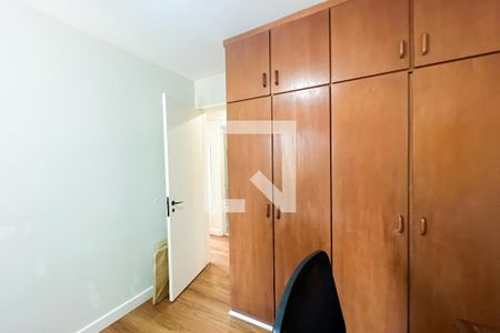 Quarto 1 de apartamento à venda com 3 quartos, 77m² em Vila Olímpia, São Paulo