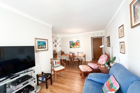 Sala de apartamento à venda com 3 quartos, 77m² em Vila Olímpia, São Paulo