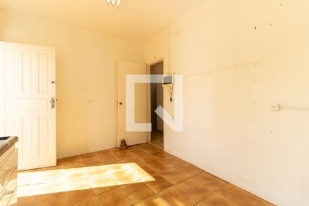 Casa à venda com 215m², 3 quartos e 3 vagas Casa à venda com 215m², 3 quartos e 3 vagasCozinha