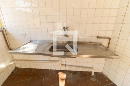 Casa à venda com 215m², 3 quartos e 3 vagas Casa à venda com 215m², 3 quartos e 3 vagasLavanderia