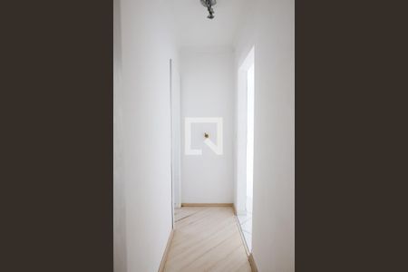 Corredor de apartamento para alugar com 2 quartos, 70m² em Jardim, Santo André