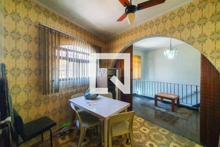 Casa à venda com 144m², 2 quartos e sem vaga