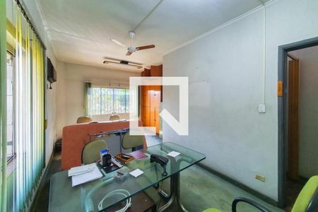 Casa à venda com 144m², 2 quartos e sem vaga