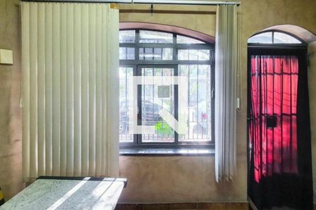 Casa à venda com 144m², 2 quartos e sem vaga