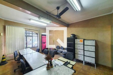 Casa à venda com 144m², 2 quartos e sem vaga