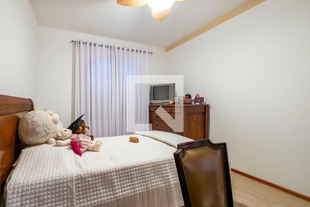 Casa à venda com 320m², 3 quartos e 4 vagas Casa à venda com 320m², 3 quartos e 4 vagasQuarto 3