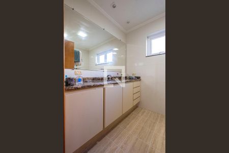 Casa à venda com 320m², 3 quartos e 4 vagas Casa à venda com 320m², 3 quartos e 4 vagasBanheiro Social 2