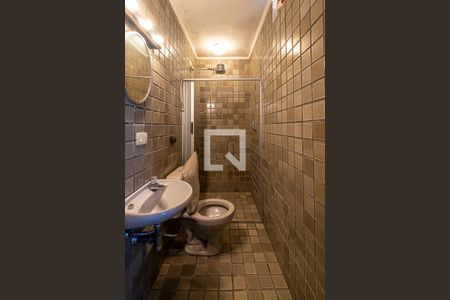 Casa à venda com 320m², 3 quartos e 4 vagas Casa à venda com 320m², 3 quartos e 4 vagasÁrea de Serviço - Suíte 1