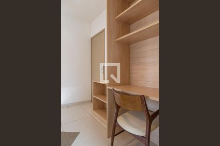 Apartamento para alugar com 99m², 2 quartos e 1 vaga Apartamento para alugar com 99m², 2 quartos e 1 vagaEscritório