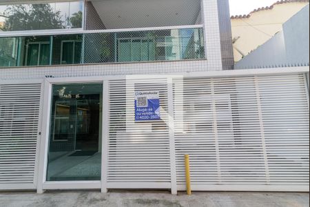Apartamento à venda com 55m², 2 quartos e 1 vagaFachada