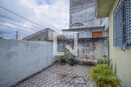 Casa à venda com 250m², 2 quartos e sem vaga Casa à venda com 250m², 2 quartos e sem vagaQuintal - Casa 2