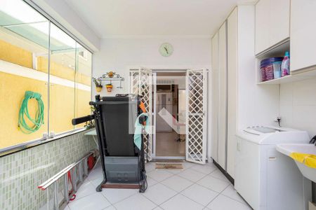 Casa à venda com 196m², 3 quartos e 4 vagasÁrea de Serviço