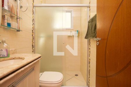 Casa à venda com 196m², 3 quartos e 4 vagasBanheiro da Suíte 2