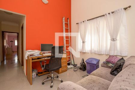 Casa à venda com 196m², 3 quartos e 4 vagasEscritório