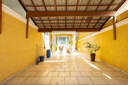 Casa à venda com 196m², 3 quartos e 4 vagasGaragem