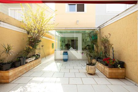 Casa à venda com 196m², 3 quartos e 4 vagasQuintal