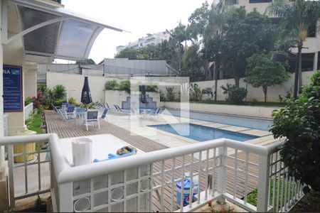 Apartamento para alugar com 68m², 2 quartos e 1 vagaPiscina