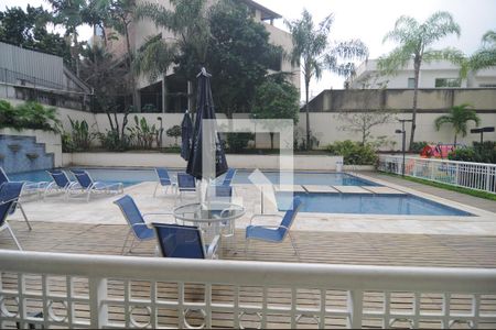 Apartamento para alugar com 68m², 2 quartos e 1 vagaPiscina