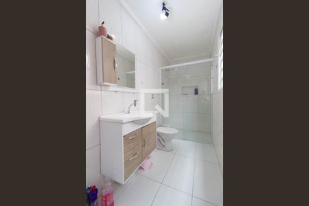 Banheiro de casa para alugar com 1 quarto, 70m² em Cidade Brasil, São Paulo
