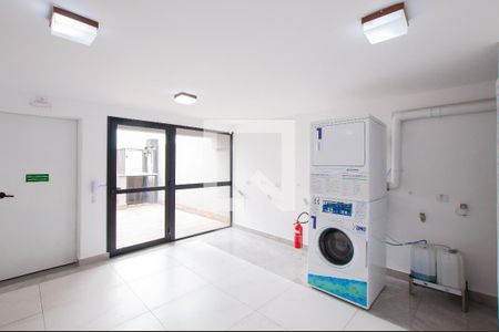 Apartamento à venda com 38m², 1 quarto e 1 vaga Apartamento à venda com 38m², 1 quarto e 1 vagaÁrea comum - Lavanderia