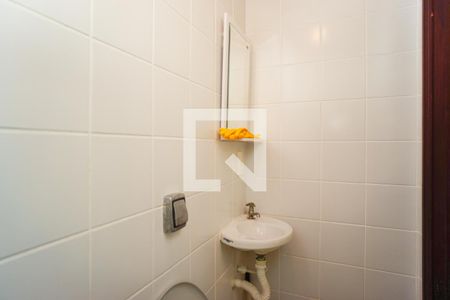 Casa à venda com 264m², 3 quartos e 3 vagasBanheiro de Serviço