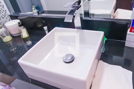 Casa à venda com 130m², 4 quartos e sem vagaBanheiro da Suíte