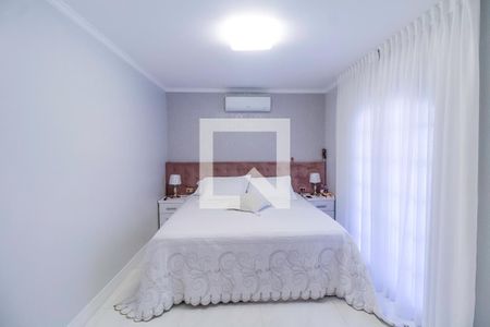 Casa à venda com 130m², 4 quartos e sem vagaSuíte