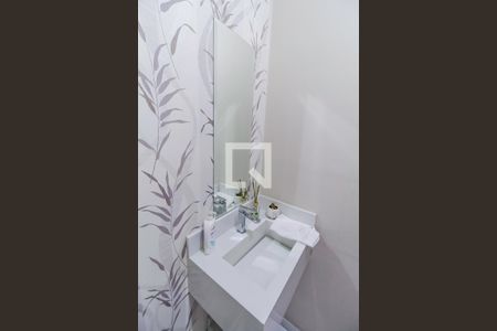 Casa à venda com 130m², 4 quartos e sem vagaBanheiro 2