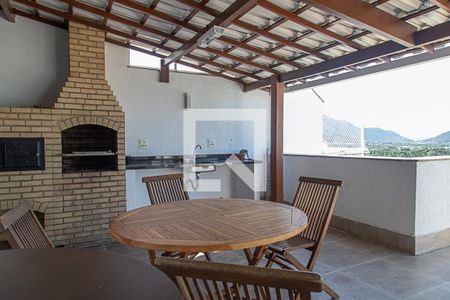 Apartamento à venda com 148m², 2 quartos e 2 vagas Apartamento à venda com 148m², 2 quartos e 2 vagasTerraço / churrasqueira