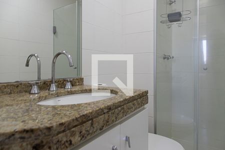 Apartamento à venda com 148m², 2 quartos e 2 vagas Apartamento à venda com 148m², 2 quartos e 2 vagasBanheiro social