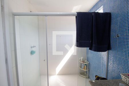 Casa de condomínio à venda com 400m², 3 quartos e 1 vaga Casa de condomínio à venda com 400m², 3 quartos e 1 vagaBanheiro da Suíte 3