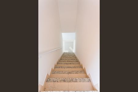 Apartamento à venda com 94m², 2 quartos e 1 vaga Apartamento à venda com 94m², 2 quartos e 1 vagaEscada Cobertura