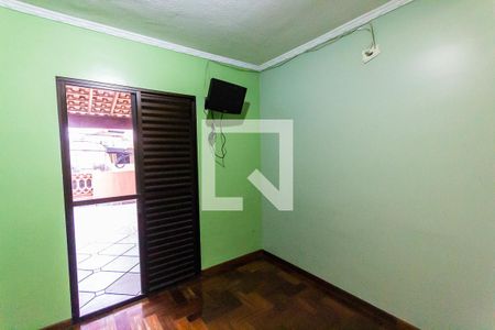 Casa à venda com 220m², 3 quartos e 2 vagasSuíte 3