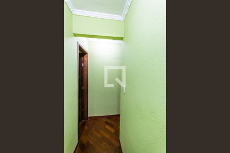 Casa à venda com 220m², 3 quartos e 2 vagasCorredor