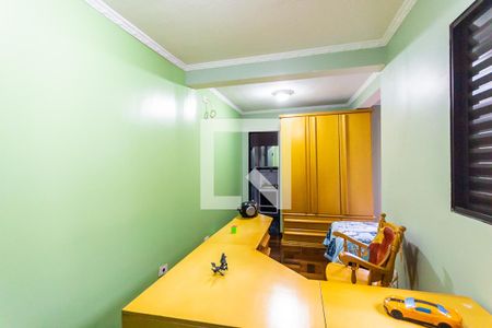 Casa à venda com 220m², 3 quartos e 2 vagasSuíte 2